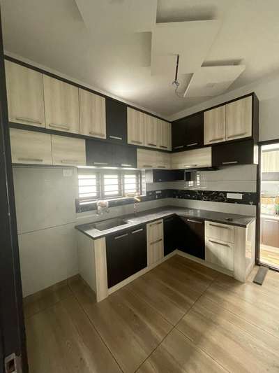 Modular kitchen #KitchenIdeas #ModularKitchen #KitchenCabinet #modularkitchendesign