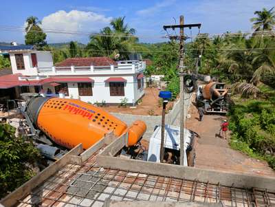 top concrete site @kilivayal  #topslab #concretedesign #HouseConstruction #buildersinkerala #READY-MIX