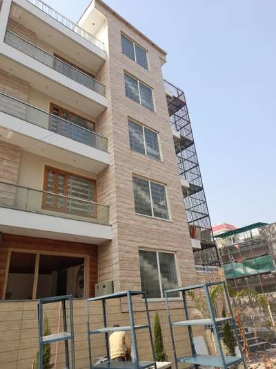 Aluminium window site noida
9958588485