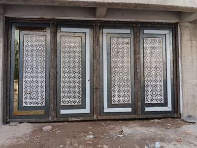 130 kg 
CNC sqft se aaegi
gate fitting charge alag