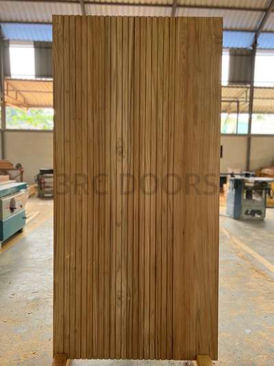 Teak Main door
34mm Full thickness
First quality
For details call or WhatsApp 9400667939
 #Woodendoor  #WoodenWindows