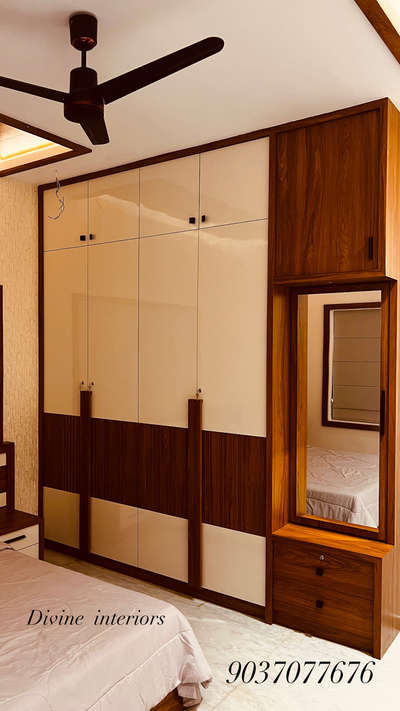 Wood &white walldrob set 
🏠malappuram 
 #InteriorDesigner  #Architectural&Interior  #LUXURY_INTERIOR  #interiores