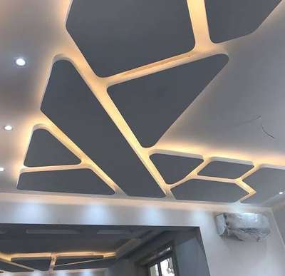 Need to do fall ceiling in noida sector 50.
Room size 20*12
all sides need to be covered. 
please refer attach ss and let me know the final price for it. 
kaam immediately start krna hga.