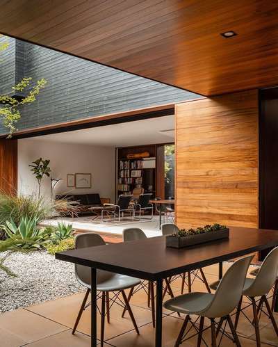 Ultimate Luxury🥰
Aluminium Windows
Wooden Ceilings
Wooden Floorings