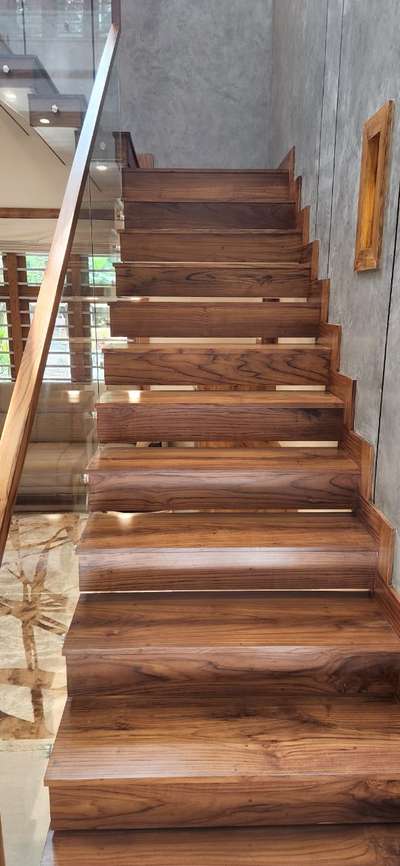 teak wood step with toughen handrail