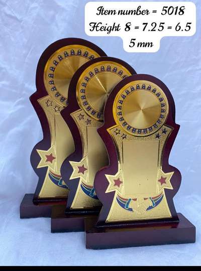 trophy momento hamary yahan per trofhy order per complete ki jati Hain my contact number 9720788785