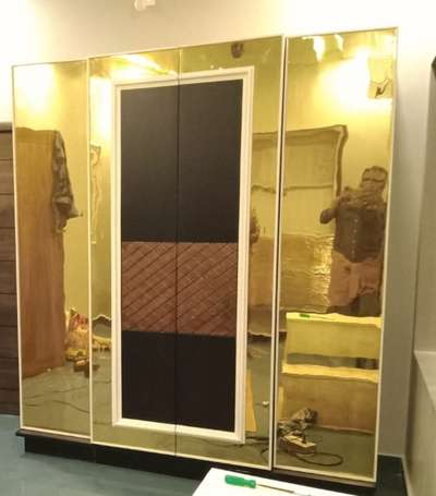 wardrobe 
wood # Mahagani # golden mirror# Texture paint #MRF PU polish # Hettich