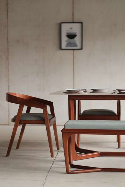 Abrosia

Chic and classy, this transitional wooden table set could turn dining into an incredible experience. The minimialism of the table is contrasted with the panache of the Serena chairs. Moreover, the bench sitting adds warmth, bringing people together in a grand feast. ##TransitionalDining #ChicFurniture #ClassyHome #WoodenTableSet #DiningExperience #MinimalistDesign #SerenaChairs #BenchSeating #WarmthInDesign #GrandFeast #HomeDecor #InteriorInspiration