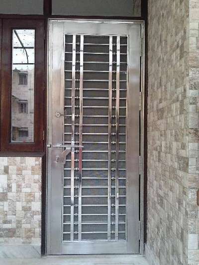 stainless steel doors offers in 20000 Rs only 304 as per deign selection.  with fixing. #Steeldoor  #StainlessSteelBalconyRailing  #steelgatedesign  #delhiinteriors