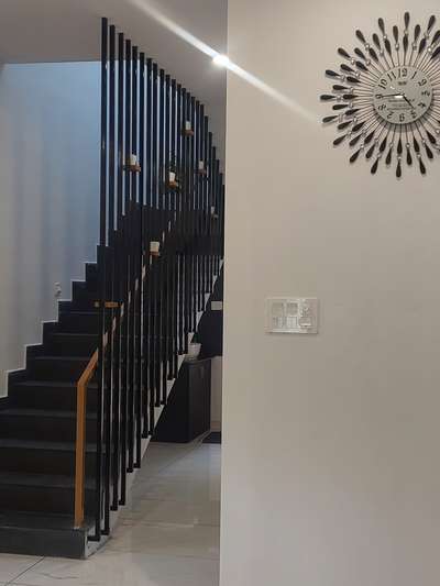 Gi Hand rails 

 #GlassHandRailStaircase  
 #StaircaseDecors 
 #Architect 
 #architecturedesigns