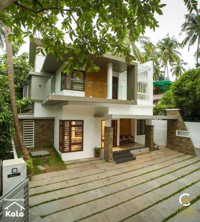 2276 Sq Ft | Calicut

Project Details
Total Area: 2276 Sq Ft
Ground Floor 1348 SqFt and First floor 928 SqFt
Budget: Around 65 - 70 Lakhs (NB: Not for sale)

Client Name: Varis
Location: Nadakkavu, Calicut

Design and Execution: corbel_architecture
Credits: @fayis_corbel

Branding Partner: Kolo App
@kolo.kerala