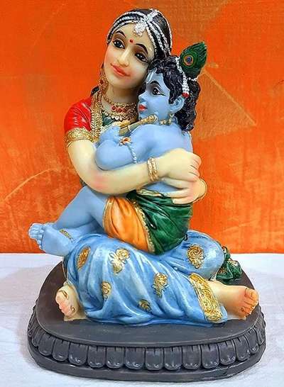 Marble Finish Iskcon Hindu God Idol Handicraft Item
#interior #decor #ideas #home #interiordesign #indian #colourful#longlastingpaint#waterproof#lightweight#washable#marble #decorshopping