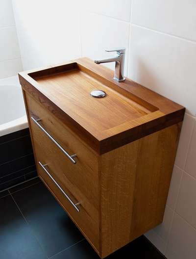 Solid wooden sink