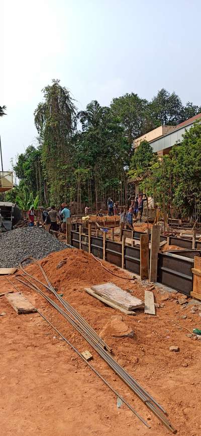 G.H.S Edathala
plinth beam Concreteing...
Maximum speed, Maximum work