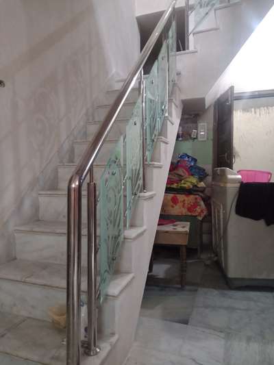 Steel Railing 1250/Rs running feet 12mm glass