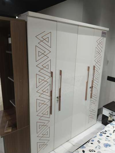 #InteriorDesigner  #4DoorWardrobe  #WardrobeDesigns  #SlidingDoorWardrobe
