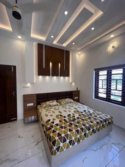 #BedroomDecor  #BedroomCeilingDesign  #KingsizeBedroom  #bedroomdeaignideas  #WoodenBeds  #bedroomfurniture