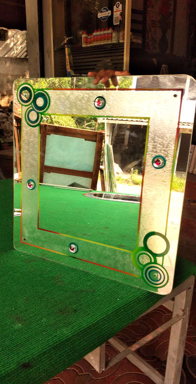 #aluminiumprofilewhitecoatkitchen #KeralaStyleHouse #BathroomDesigns #glasswork #ഗ്ലാമർ #OfficeRoom #shopdesign