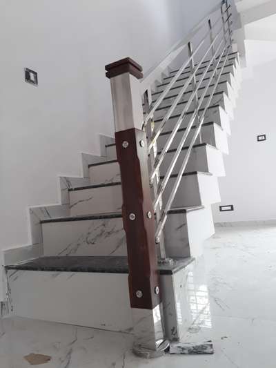 chain staircase