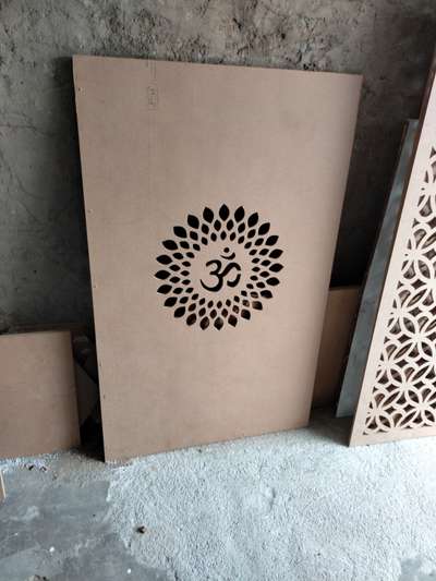 cnc cutting mandir jali 
contact 9311529223