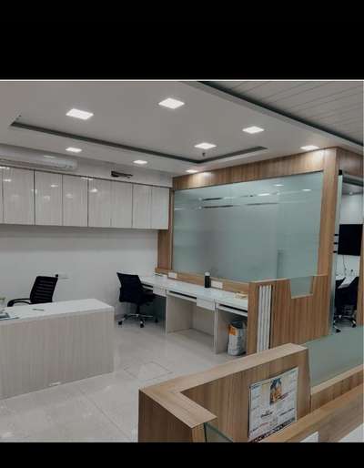 New look office furnitures