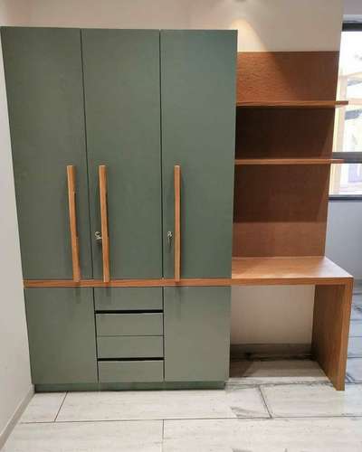 *wardrobe *
Description:-
Yamunanagar plyboard use
hettic hinges
incase slider door our team install hettic slider fitting
we made it blockboards door not ply or MDF or hdhmr