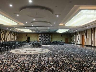 Banquet hall of 10000sqft area
These are the actual photographs of the banquet hall
 #Banquet  #Architectural&Interior  #InteriorDesigner  #CelingLights  #lights  #wallpaneling  #architecturedesigns  #interiorpainting