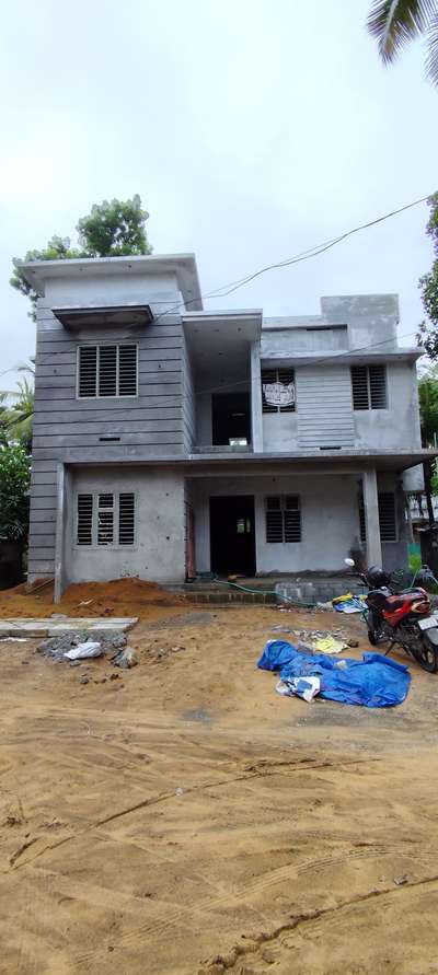 site Thrissur nalamkallu centre 
client ismayil
white washing stage 
32 lakhs project  
 #Thrissur  #Malappuram