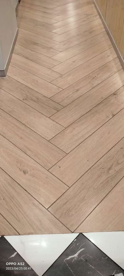 Uran Tile epoxy floor