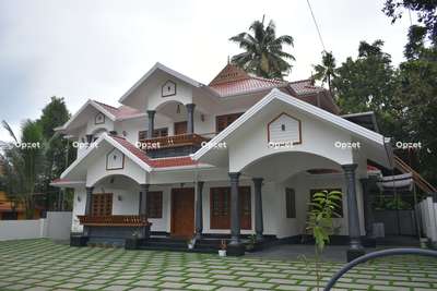 #traditionalhouse  #KeralaStyleHouse  #keralahomedesignz  #keralaplanners  #keralahomeplans  #BestBuildersInKerala  #buildersthrissur  #Contractor  #CivilEngineer