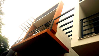 #ContemporaryDesigns  #pergola #boxtypeelevation #cantilever #BalconyIdeas #balcony
