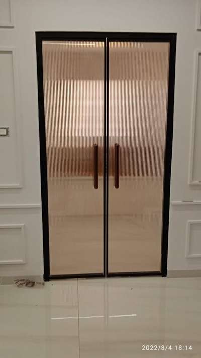 slim door partitions