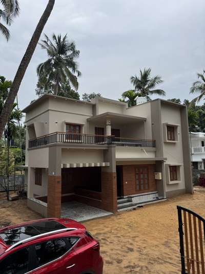 Completed project for Mr.Ashraf
Location: Palappetty, Malappuram District 

#ezzahomes #keralahomes #construction #InteriorDesigner