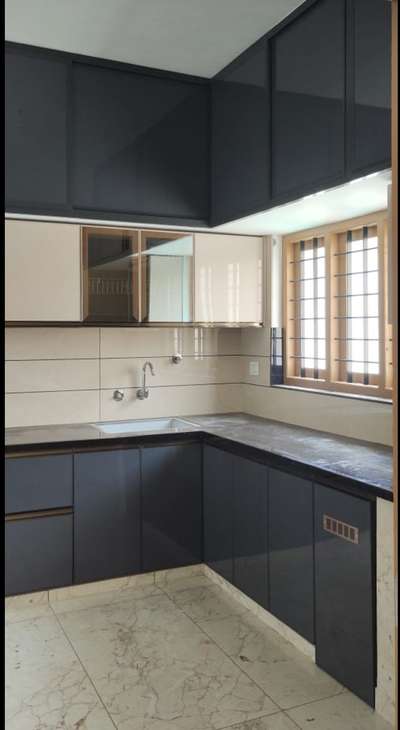 modular kitchen  #KitchenIdeas  #ModularKitchen  #InteriorDesigner  #KitchenInterior