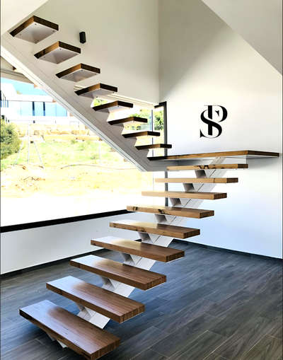 MS Pipe Staircase 

#trendingdesign #StaircaseDecors #StaircaseDesigns #mssteelfabrications #WoodenStaircase