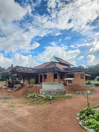 #cseb #lowcosthouse #mudinterlockhouse #mudblock #interlocking #interlockingblocks #Architect #kerala_architecture #keralahomeconcepts #keralahome #budgethome #terracotta #ceilingtiles #doublelayerroof #mud #earth #ecofriendly #sustainableliving #sustainableconstruction #sustainabledesign #sustainablearchitecture