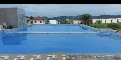 swimming pool service
