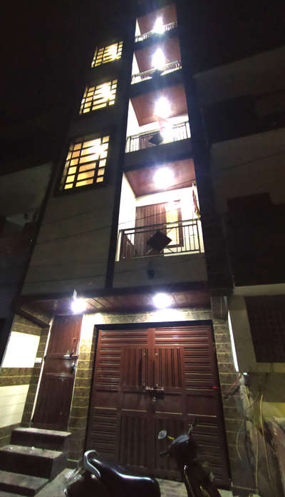 night view
location:- Yamuna Vihar Delhi 110053
 #nightview #Contractor #HouseConstruction #yamunavihar #Delhihome #Buildind