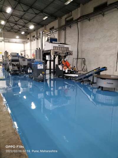*Epoxy industrial flooring *
this package offers deep cleaning of surface or floor, grinding and application of chemicals
must need minimum m20 grade concrete with a leveled surface 
this floor is suitable for industrial purpose like cold storage, food processing units storage House warehouse, manufacturing company's workshop etc
offers any colours
1.5 mm to 3 mm thickness