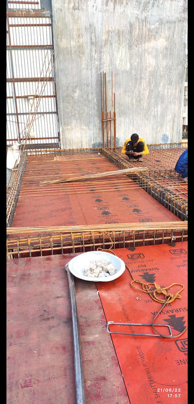 Slab casting in process Noida sector -122