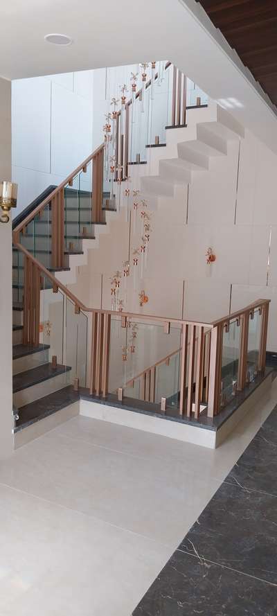 #GlassHandRailStaircase  #GlassStaircase  #GlassStaircase  #GlassBalconyRailing  #railling  #Toughened_Glass