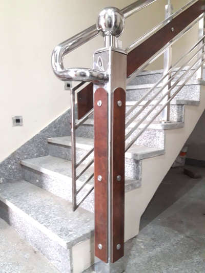 STAINLESS STEEL RAILING