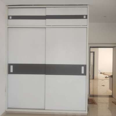 #SlidingDoorWardrobe #wardrobe #WardrobeIdeas