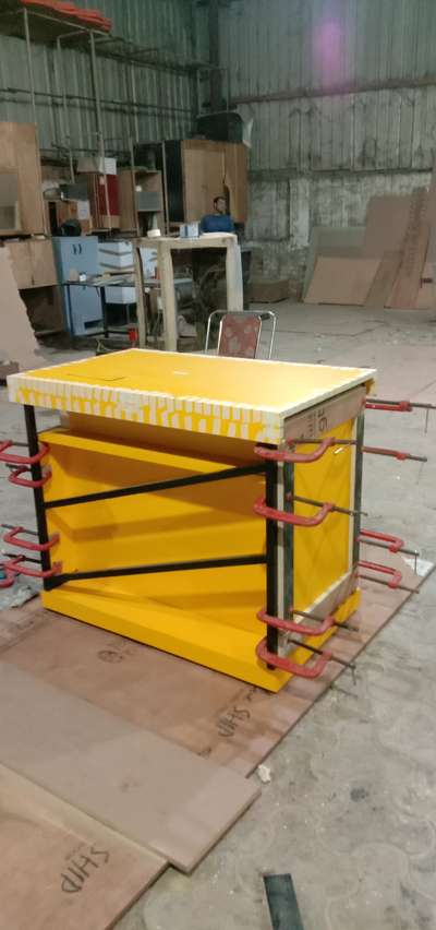 हमारे यहां पर हर प्रकार का काम किया जाता है ज्यादातर कलम में काम होता है हमारी शॉप है नांगलोई जाट चौक सैनिक मोहल्ला भूतों वाली गली से मंदिर के पास मोबाइल नंबर 83830 60950