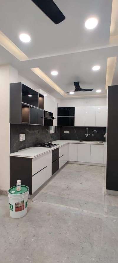 #ModularKitchen  #MovableWardrobe  #ModernBedMaking  #Modularfurniture  #modernhome  #InteriorDesigner  #KitchenInterior  #Architectural&Interior  #LUXURY_INTERIOR  #FalseCeiling  #falseceilingdesign  #KitchenIdeas