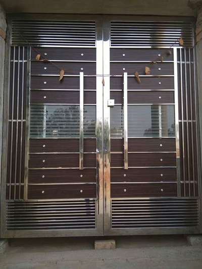steel gate with HPL sheet
