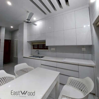Modular kitchen 
East Wood interiors 
Mob:9562868258,8075422263 
 # interior  #HomeAutomation  #SmallHomePlans  #InteriorDesigner #interiorpainting  #Architectural&Interior  #LUXURY_INTERIOR  #interor