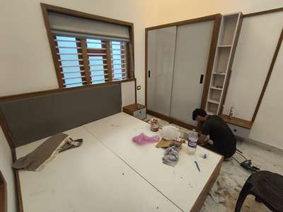 Hi sir I'm labour contractor   carpenter Hindi team all Kerala work malapuram manjeri 🏡 35 rs square feet
