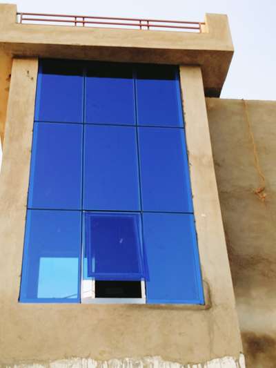 *Glass panel *
glss glezing