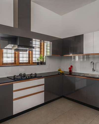 Modular kitchen  #ModularKitchen  #KitchenIdeas  #KitchenCabinet